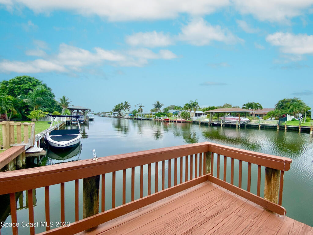 110 Deleon Road, Cocoa Beach, FL 32931