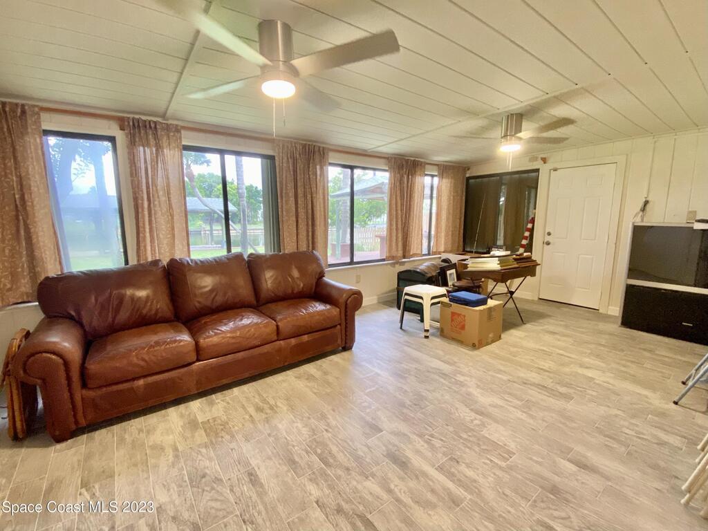 110 Deleon Road, Cocoa Beach, FL 32931