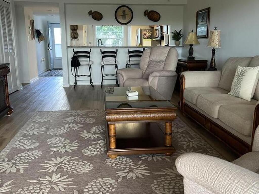 540 S Brevard Avenue, Cocoa Beach, FL 32931