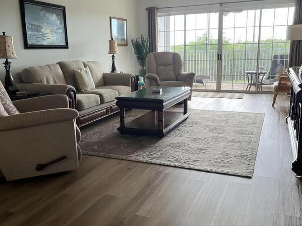 540 S Brevard Avenue, Cocoa Beach, FL 32931