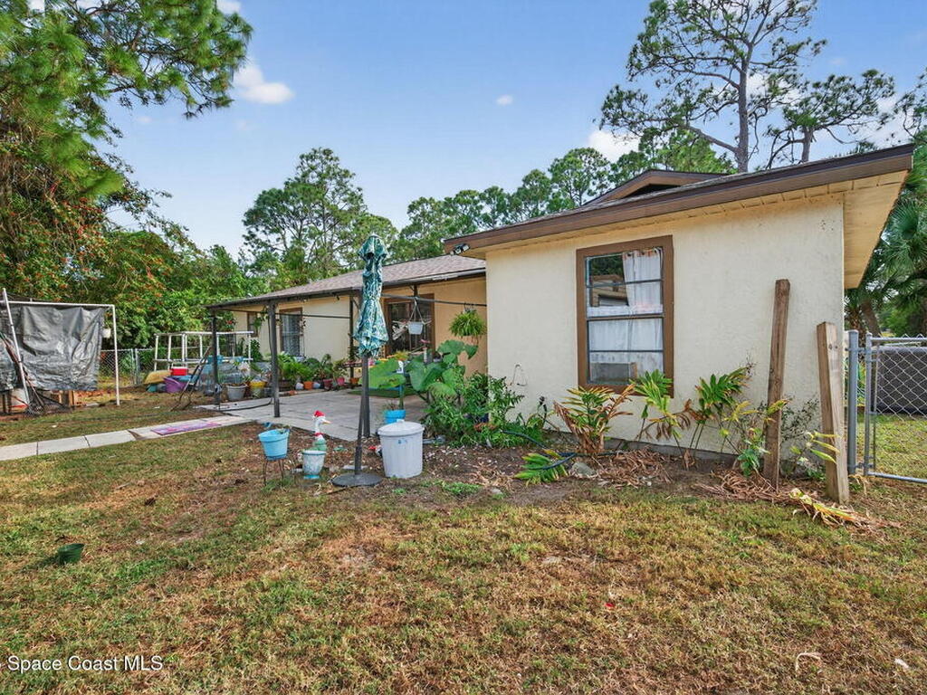 489 Santa Martia Street, Palm Bay, FL 32908