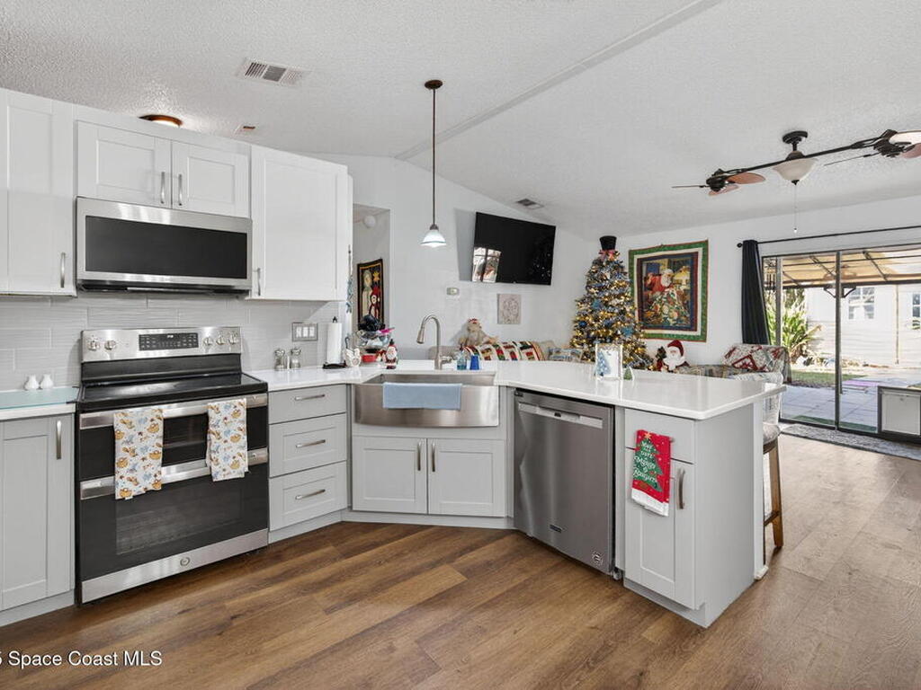 489 Santa Martia Street, Palm Bay, FL 32908