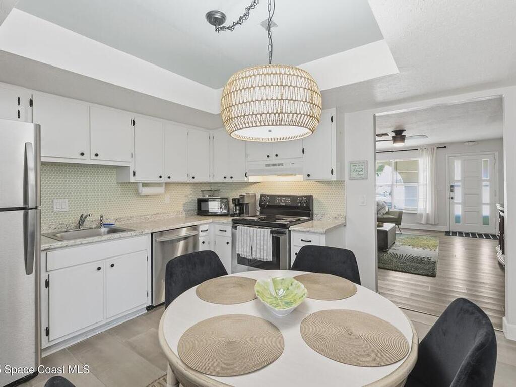 521 & 523 Ronnie Drive, Indian Harbour Beach, FL 32937