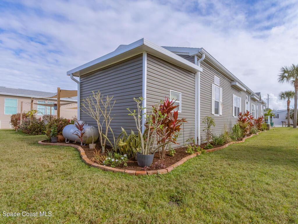 694 Outer Drive, Cocoa, FL 32926