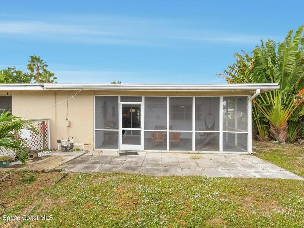 521 & 523 Ronnie Drive, Indian Harbour Beach, FL 32937