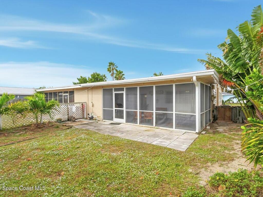 521 & 523 Ronnie Drive, Indian Harbour Beach, FL 32937