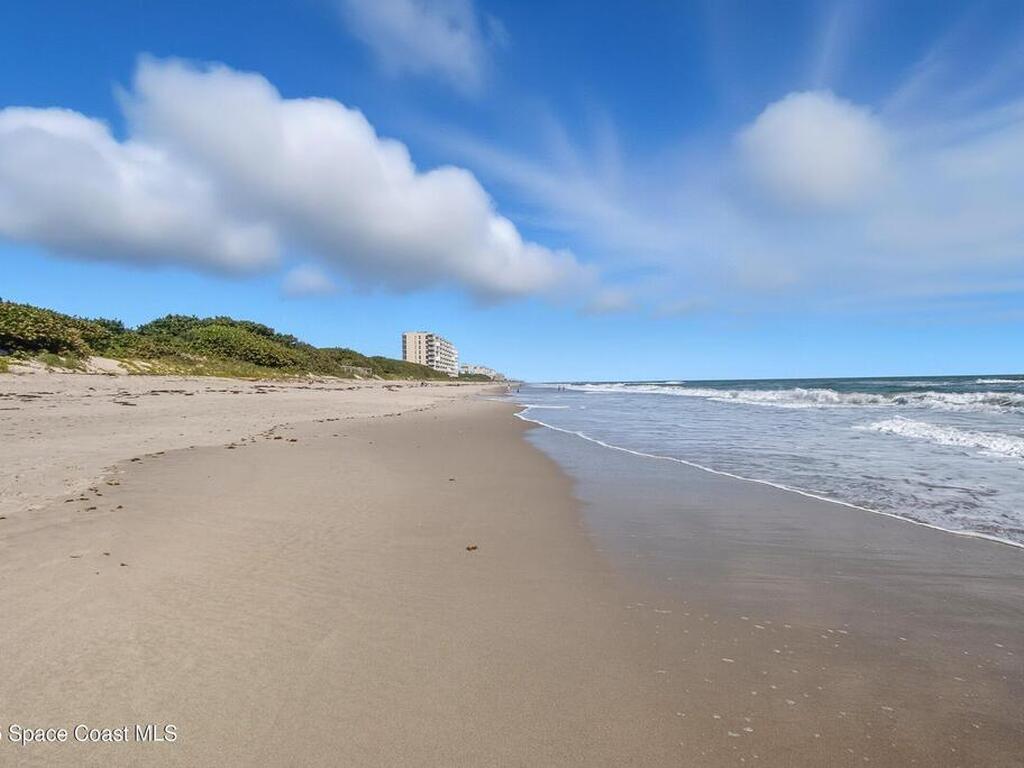 521 & 523 Ronnie Drive, Indian Harbour Beach, FL 32937