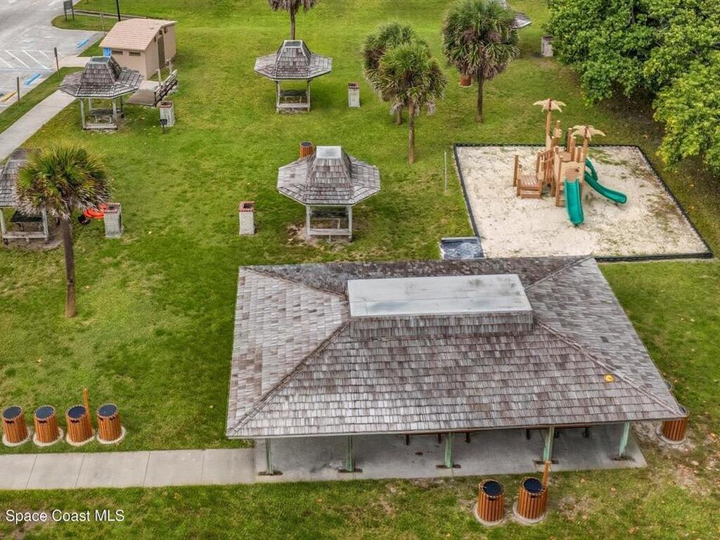 521 & 523 Ronnie Drive, Indian Harbour Beach, FL 32937