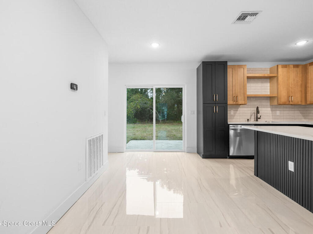 1091 Tolson Street, Palm Bay, FL 32909