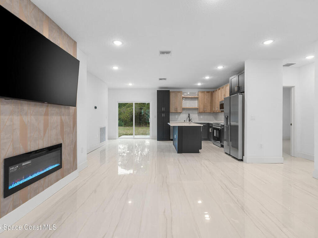 1091 Tolson Street, Palm Bay, FL 32909