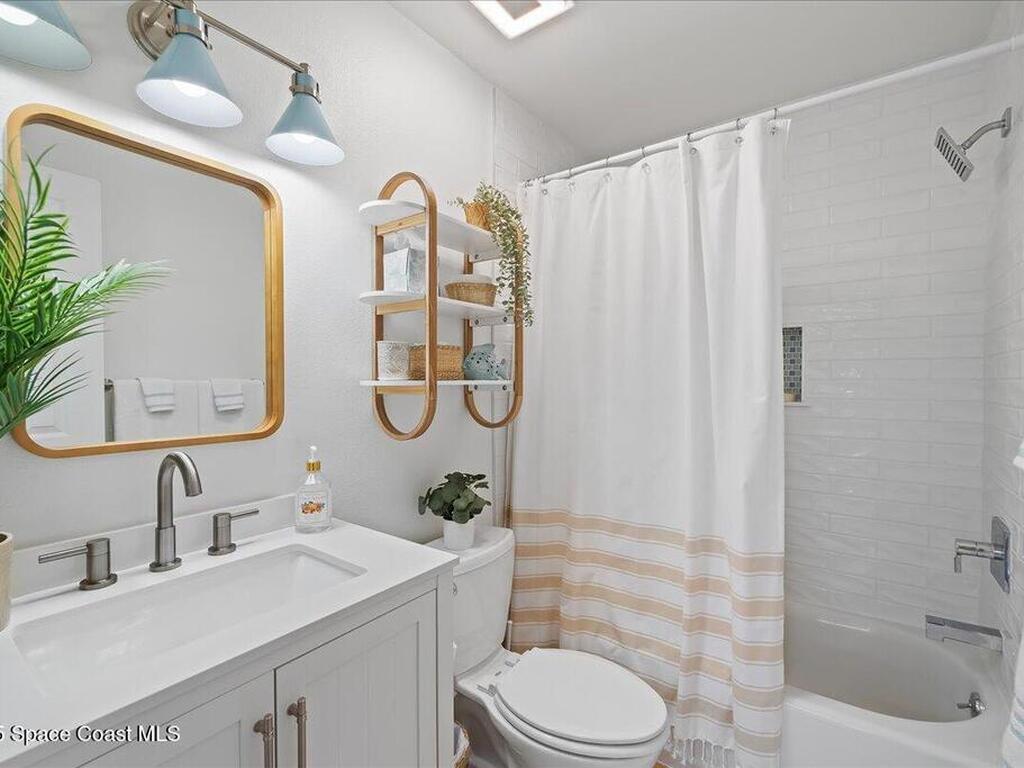 3256 Sea Oats Circle, Melbourne Beach, FL 32951