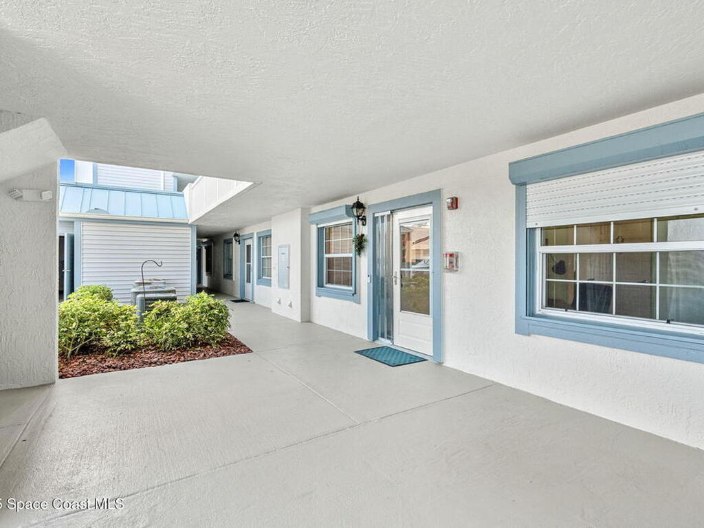 630 S Brevard Avenue, Cocoa Beach, FL 32931