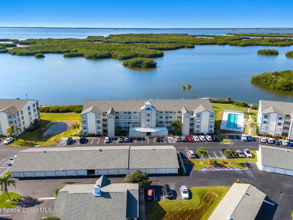 630 S Brevard Avenue, Cocoa Beach, FL 32931