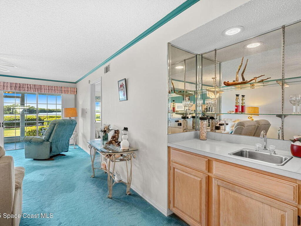 630 S Brevard Avenue, Cocoa Beach, FL 32931