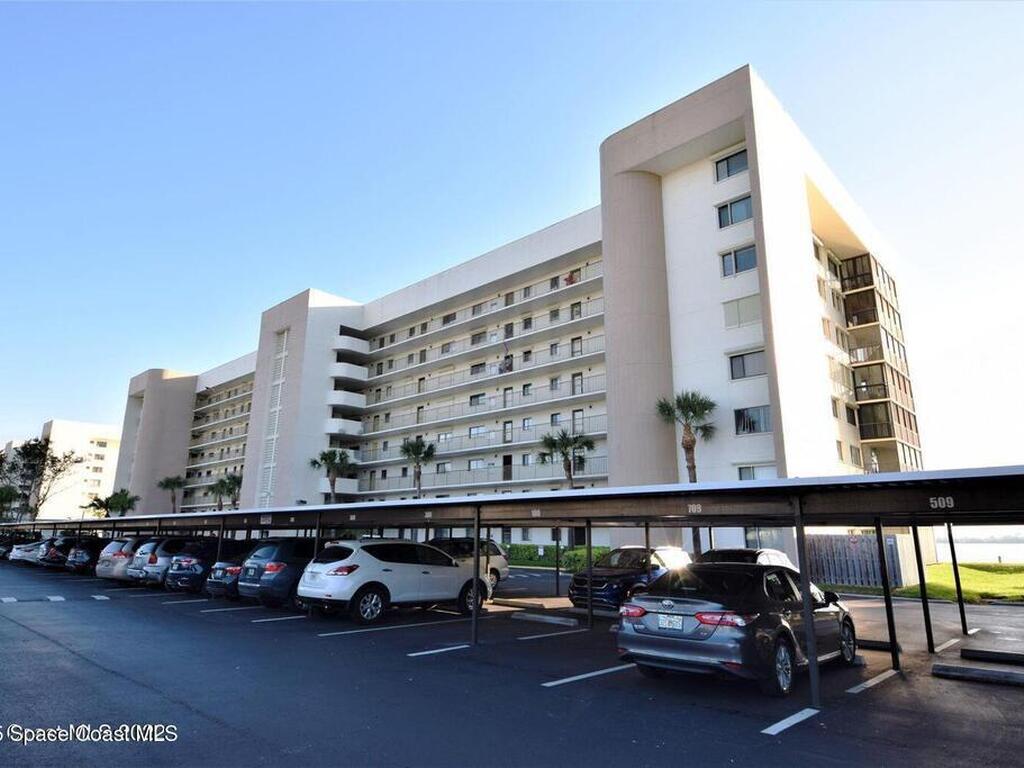 200 S Sykes Creek Parkway, Merritt Island, FL 32952