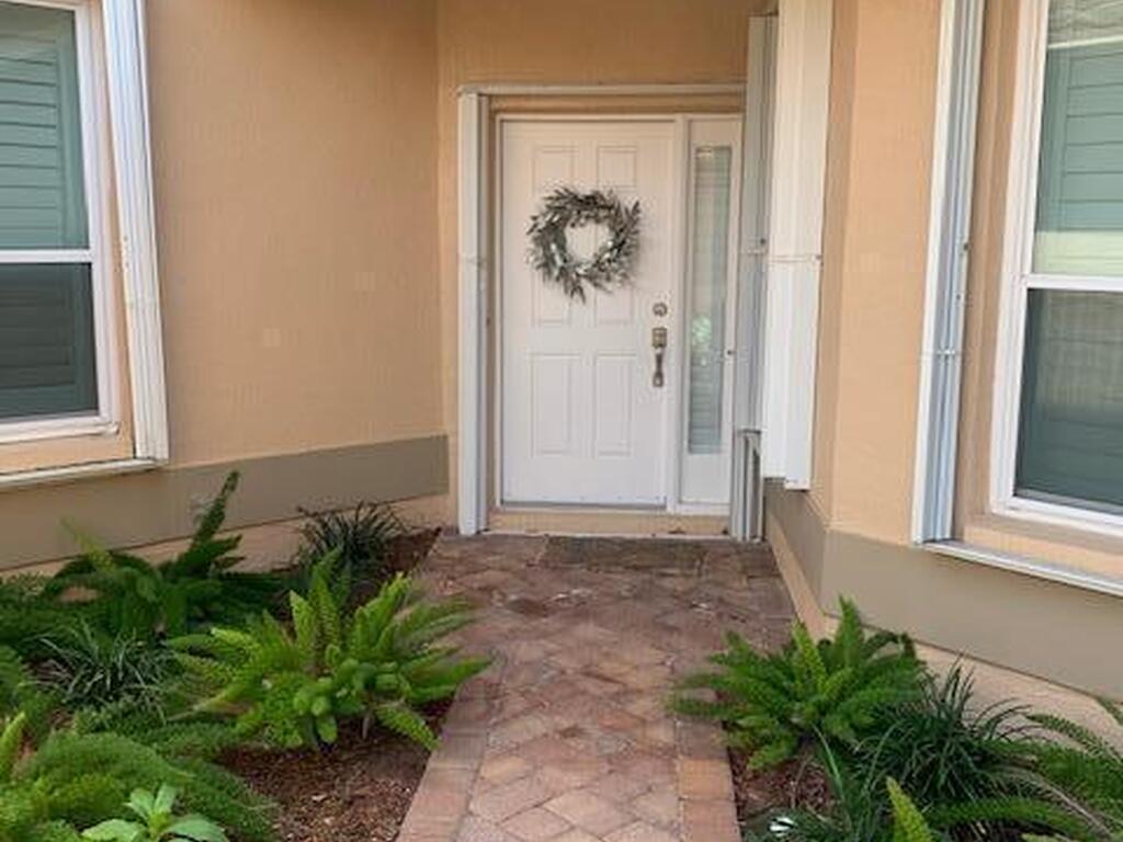 16 Marina Isles Boulevard, Indian Harbour Beach, FL 32937