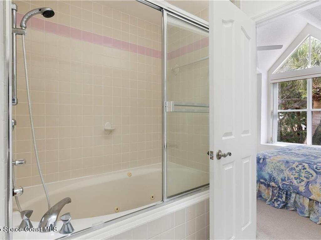 1354 Coral Park Ln, Vero Beach, FL 32963