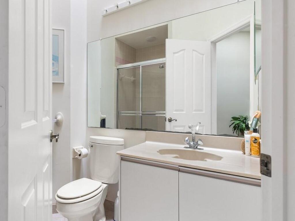 1354 Coral Park Ln, Vero Beach, FL 32963