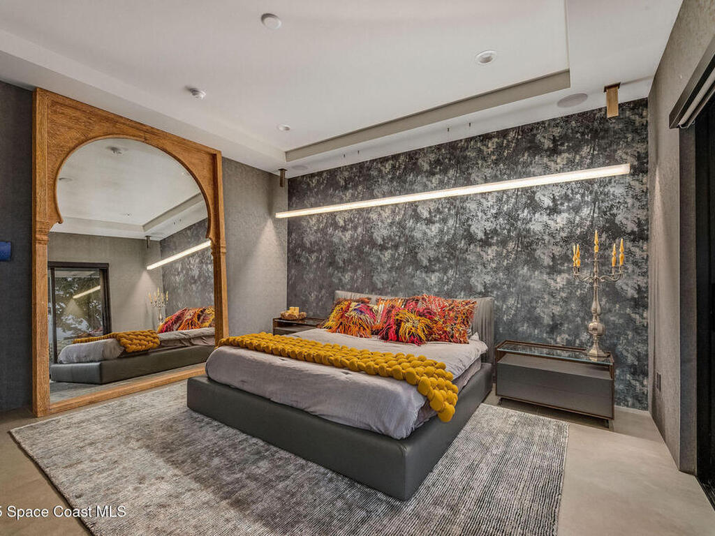 Crooked Mile Road, Merritt Island, FL 32952