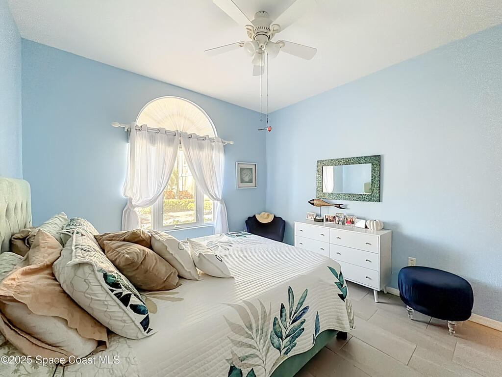 5040 Harmony Circle, Vero Beach, FL 32967