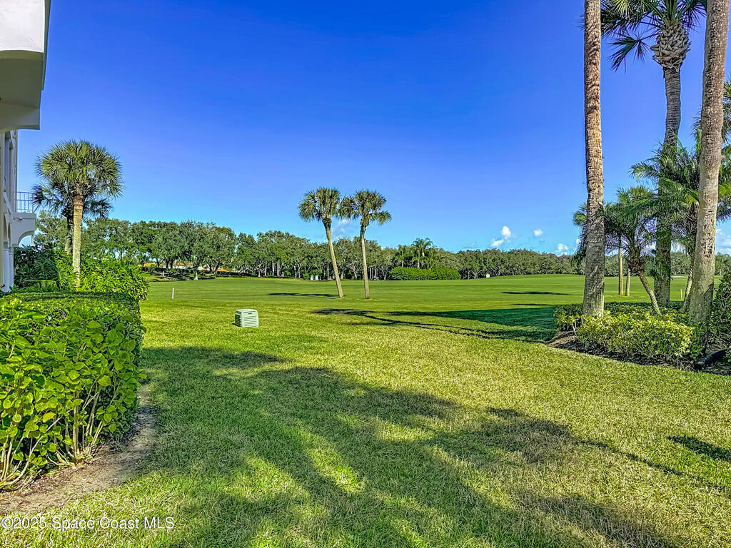 5040 Harmony Circle, Vero Beach, FL 32967