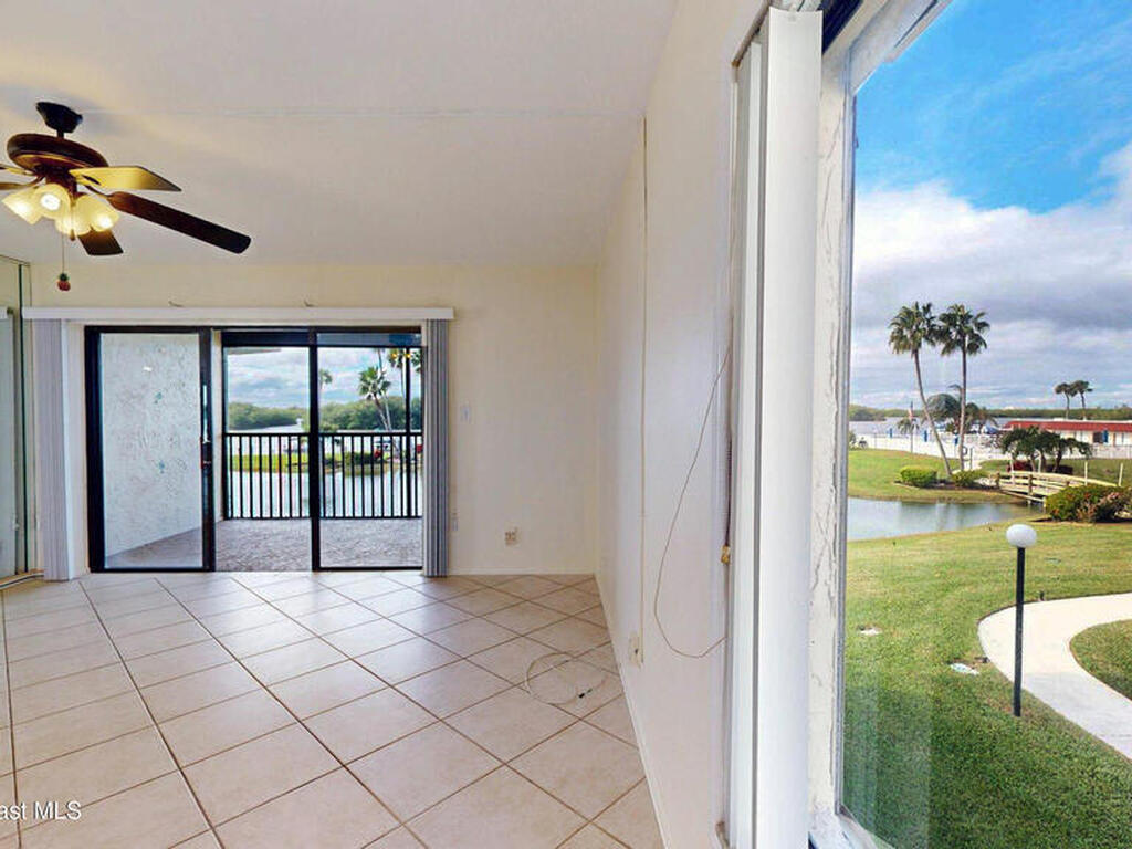 800 S Brevard Avenue, Cocoa Beach, FL 32931