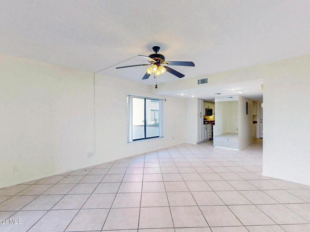 800 S Brevard Avenue, Cocoa Beach, FL 32931