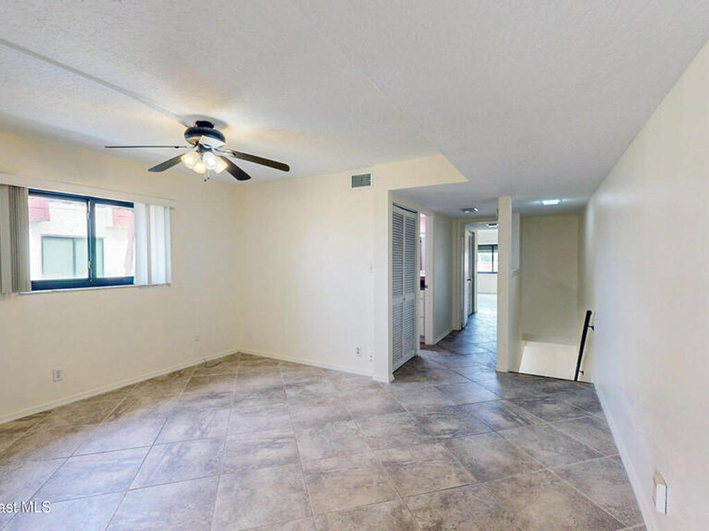 800 S Brevard Avenue, Cocoa Beach, FL 32931