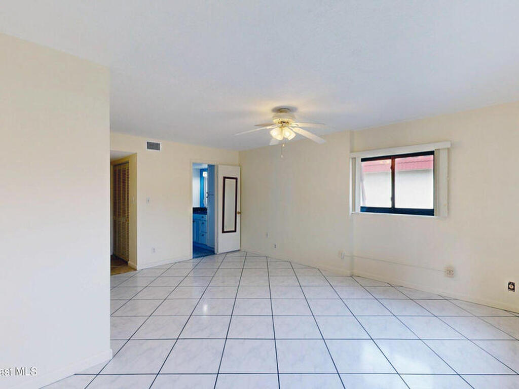 800 S Brevard Avenue, Cocoa Beach, FL 32931