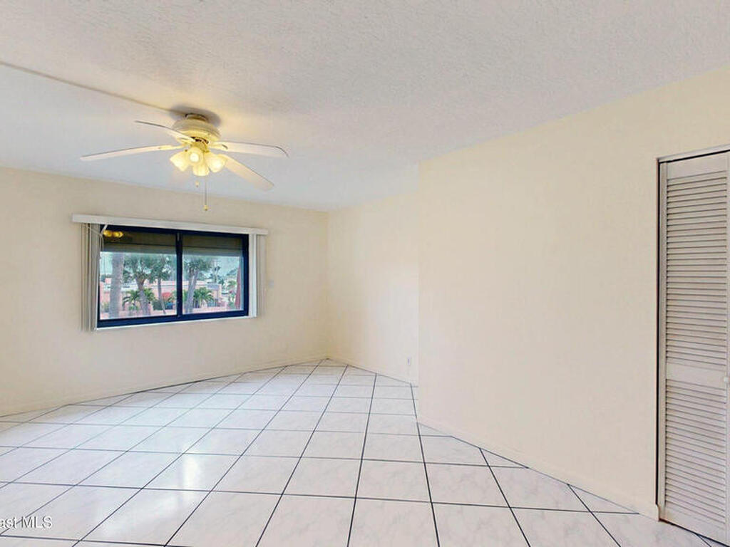 800 S Brevard Avenue, Cocoa Beach, FL 32931