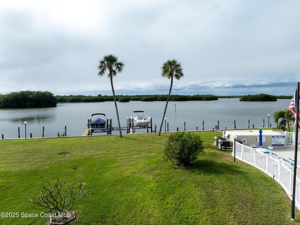 800 S Brevard Avenue, Cocoa Beach, FL 32931