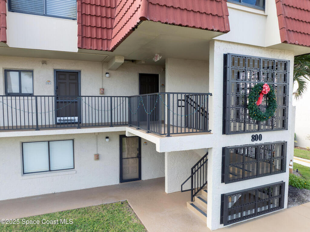 800 S Brevard Avenue, Cocoa Beach, FL 32931