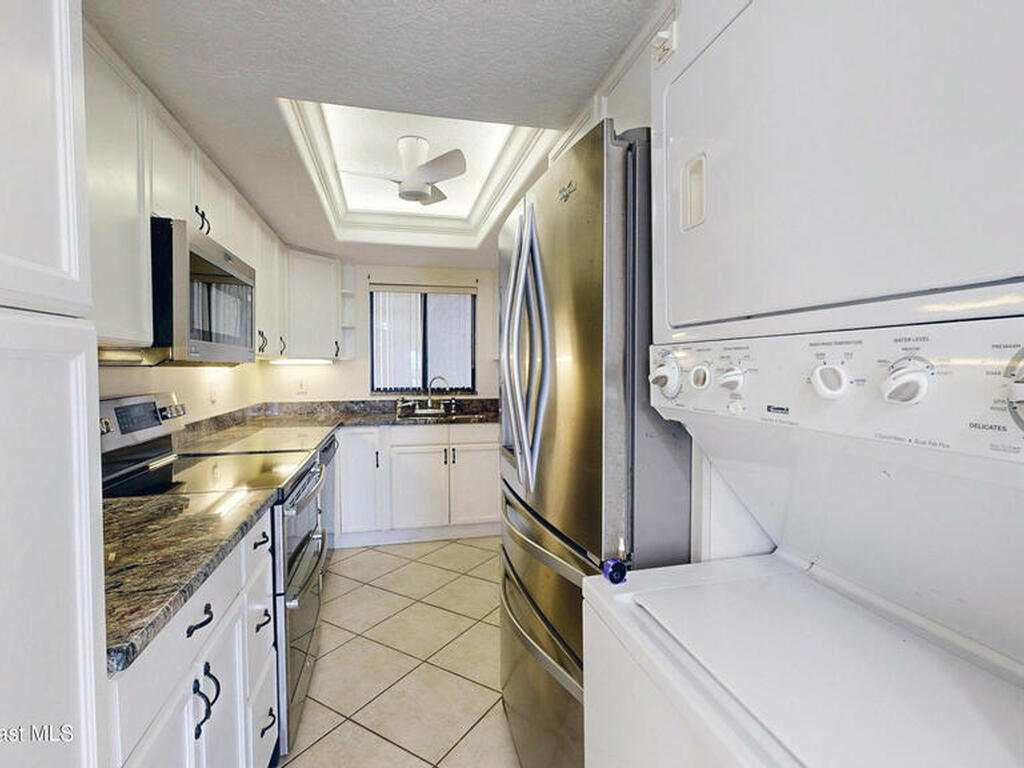 800 S Brevard Avenue, Cocoa Beach, FL 32931