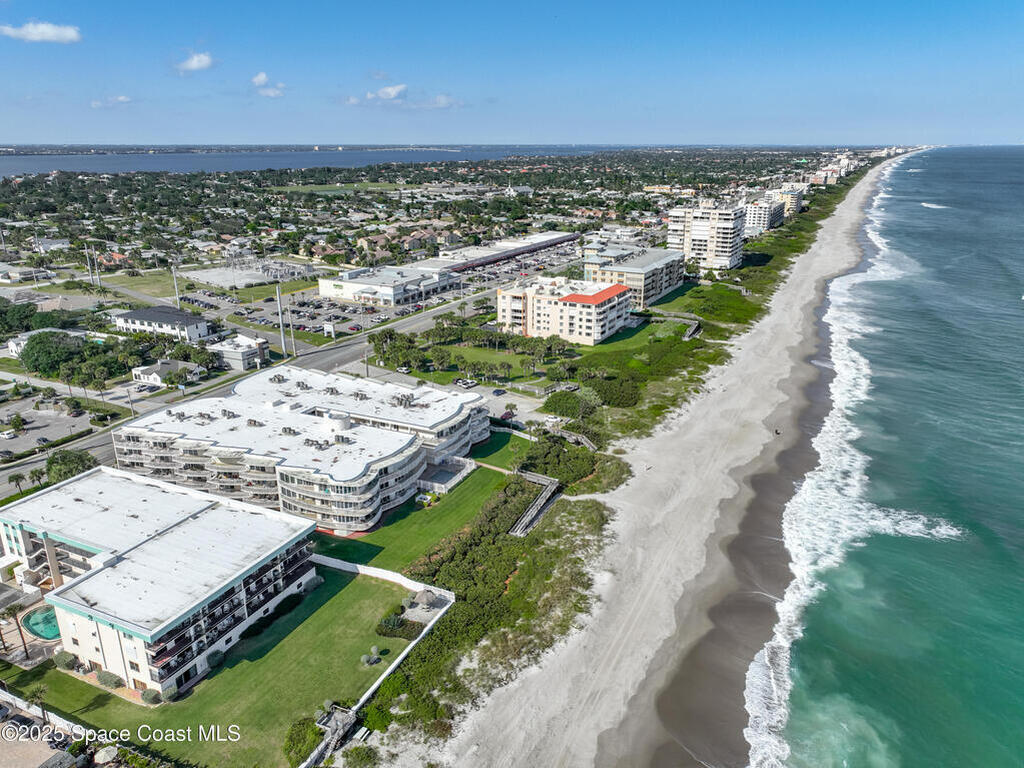 601 N Miramar Avenue, Indialantic, FL 32903