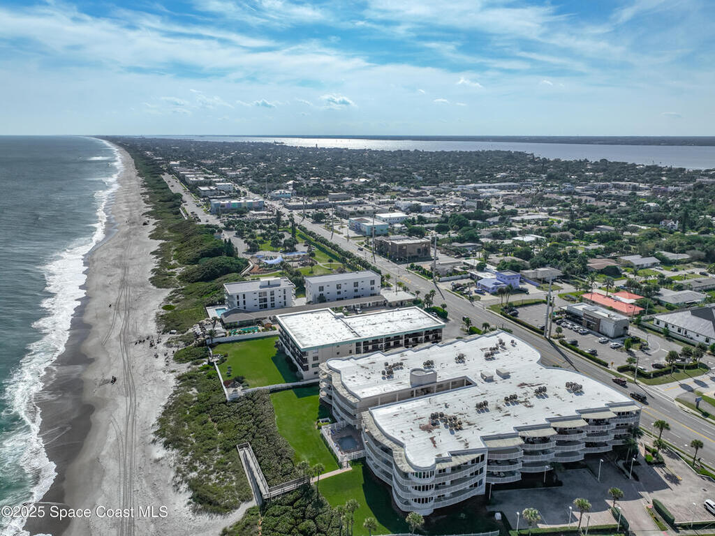 601 N Miramar Avenue, Indialantic, FL 32903