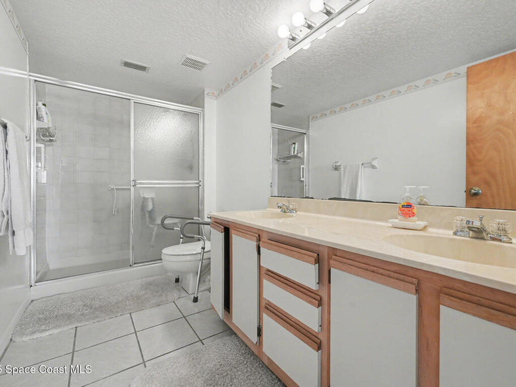 5805 N Banana River Boulevard, Cape Canaveral, FL 32920