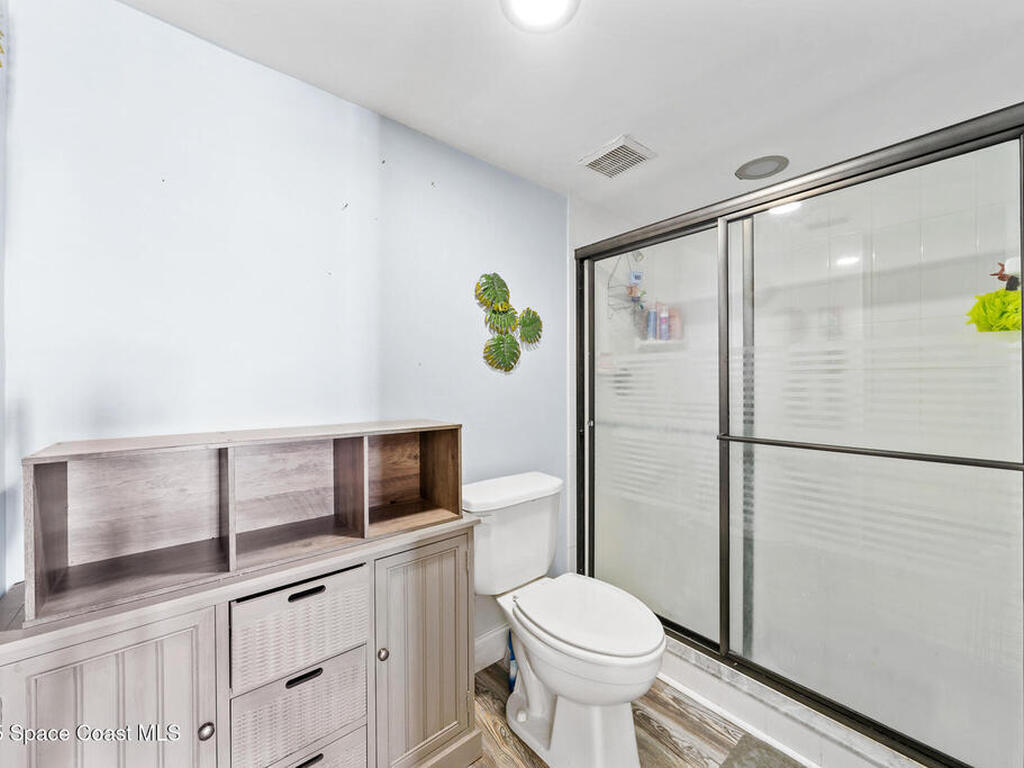 560 S Brevard Avenue, Cocoa Beach, FL 32931