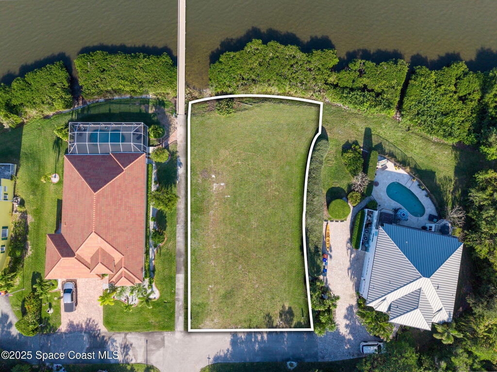 7410 29th Court, Vero Beach, FL 32967