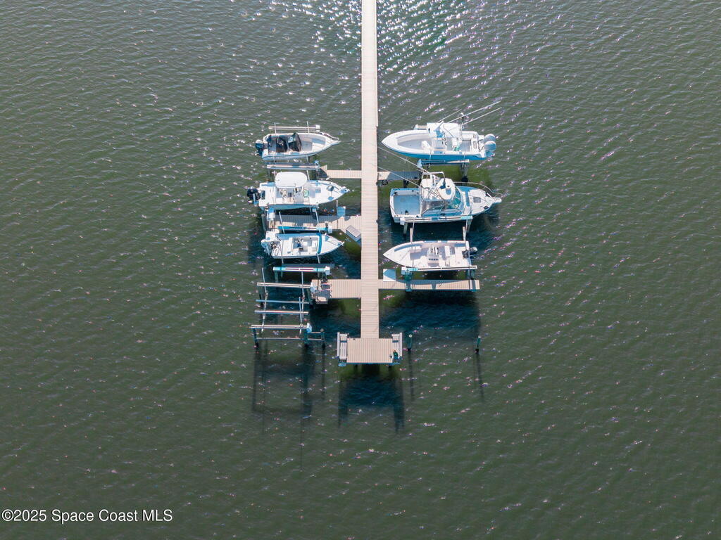 7410 29th Court, Vero Beach, FL 32967