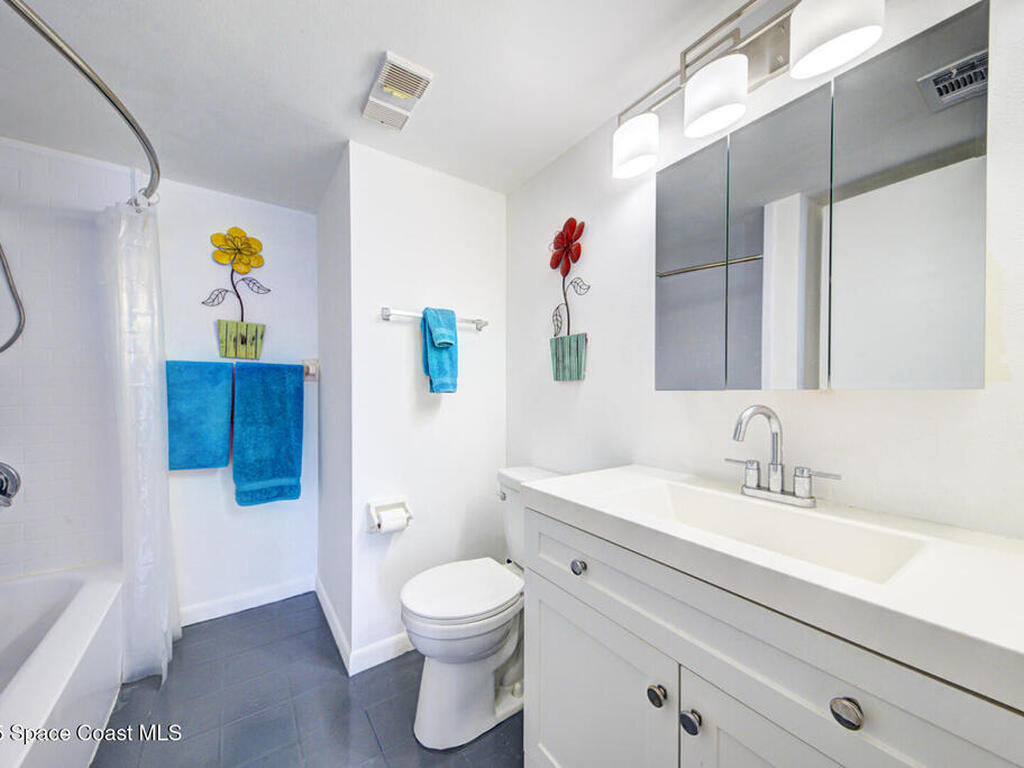 190 Seminole Lane, Cocoa Beach, FL 32931