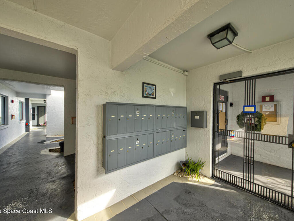 190 Seminole Lane, Cocoa Beach, FL 32931