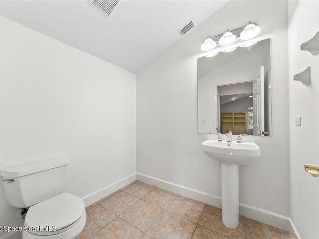 327 Southampton Drive, Indialantic, FL 32903