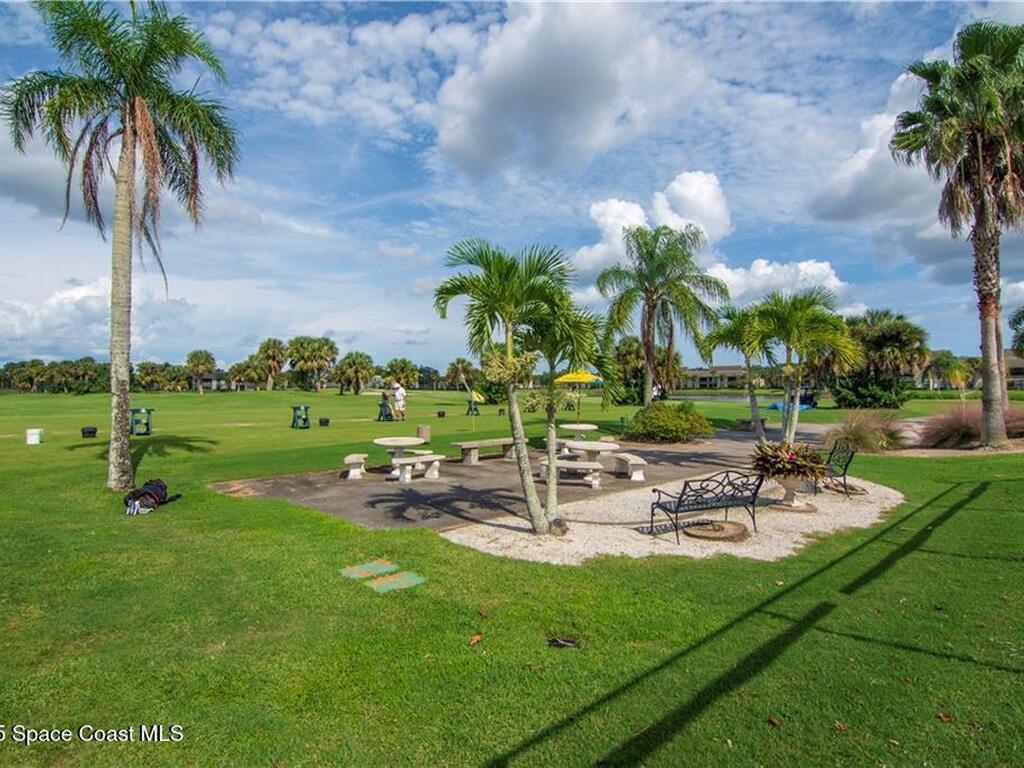 27 Plantation Drive, Vero Beach, FL 32966
