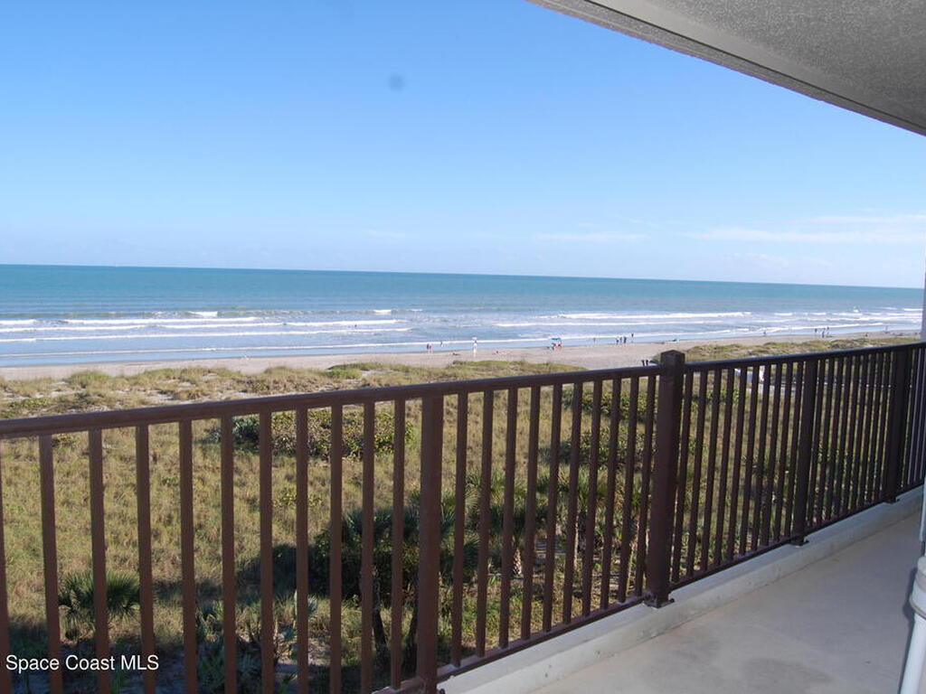 1860 N Atlantic Avenue, Cocoa Beach, FL 32931