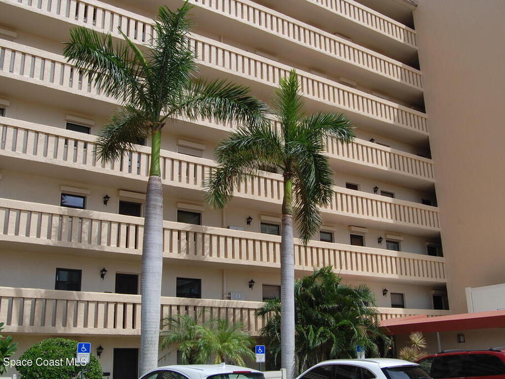 1860 N Atlantic Avenue, Cocoa Beach, FL 32931