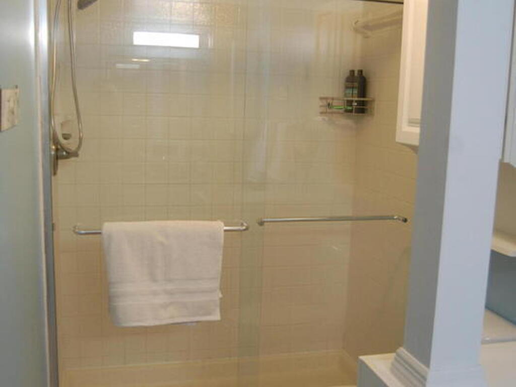 1860 N Atlantic Avenue, Cocoa Beach, FL 32931