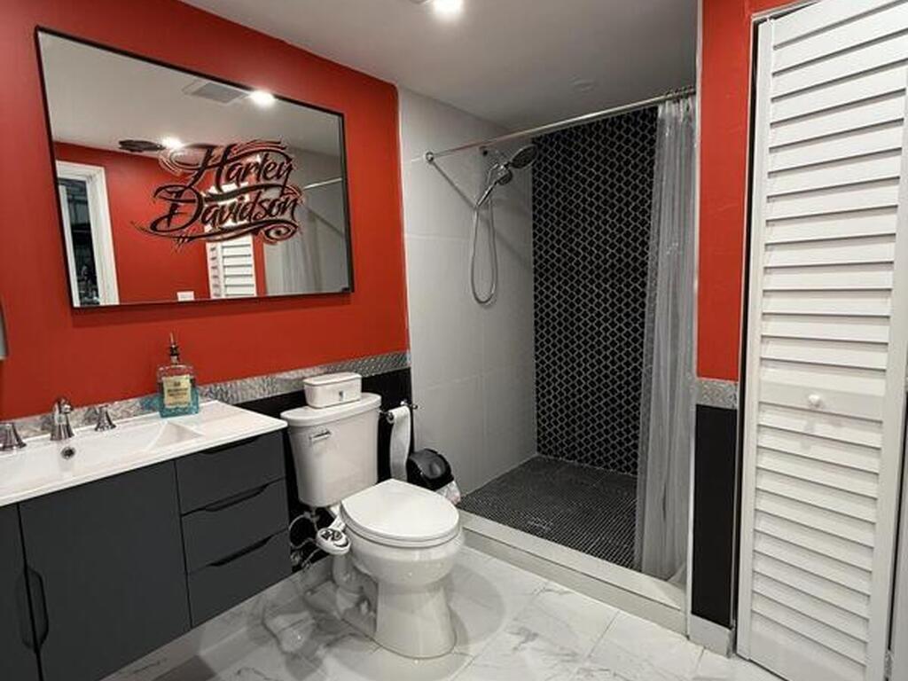 2105 86 Avenue, Vero Beach, FL 32968