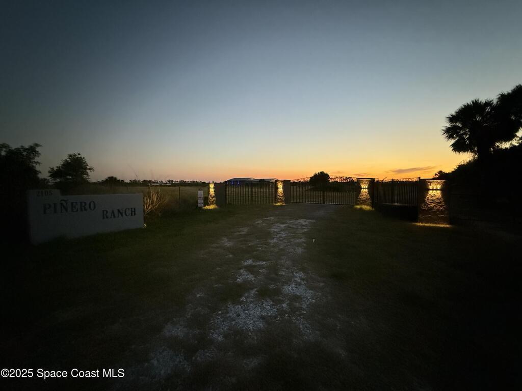 2105 86 Avenue, Vero Beach, FL 32968