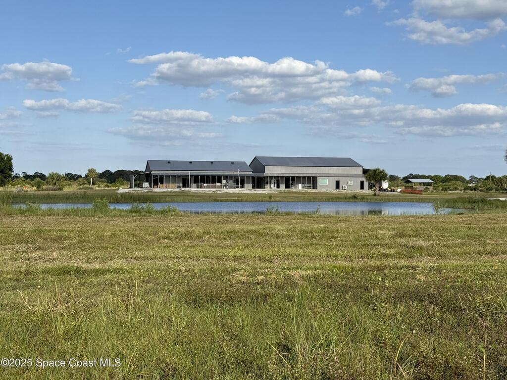 2105 86 Avenue, Vero Beach, FL 32968