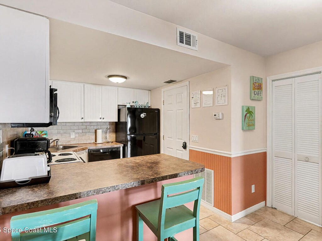 8600 Ridgewood Avenue, Cape Canaveral, FL 32920